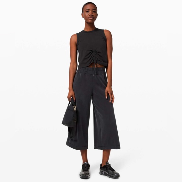 Lululemon Athletica Cinch Me Up Front Tank Black Size 4 - Picture 2 of 7